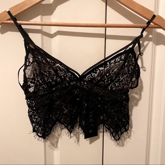 Black Bralette lace top in size small - Picture 2 of 4
